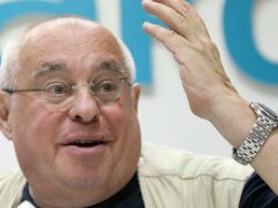 Путин поздравил Марка Розовского с 75-летием Путин поздравил Марка Розовского с 75-летием